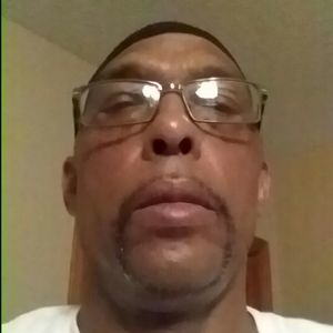 Meet your Posher, Kenneth